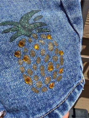 New studded jean No Boundaries Blue Denim Shorts with Glitter 🍍 Rhinestones
